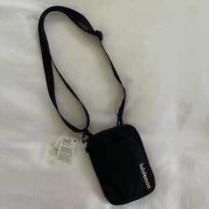 LULULEMON Easy Access Crossbody Bag Black